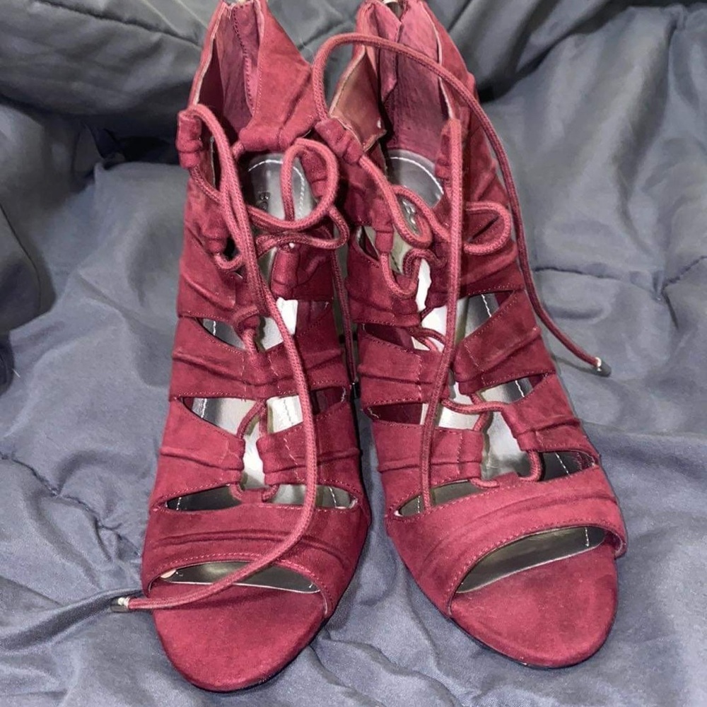 Bcbg heels